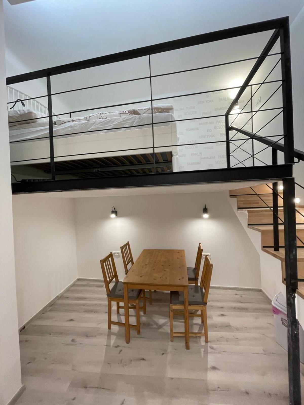 Szekely Near Deak Ferenc Square With Free Parking In Garage * Budapeszt